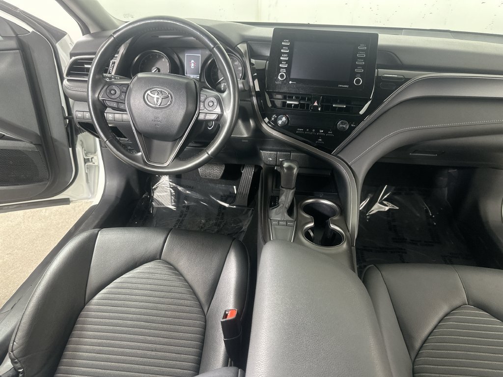 Used 2024 Toyota Camry SE FWD image 19