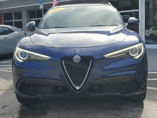 Used 2018 Alfa Romeo Stelvio Ti Sport image 2