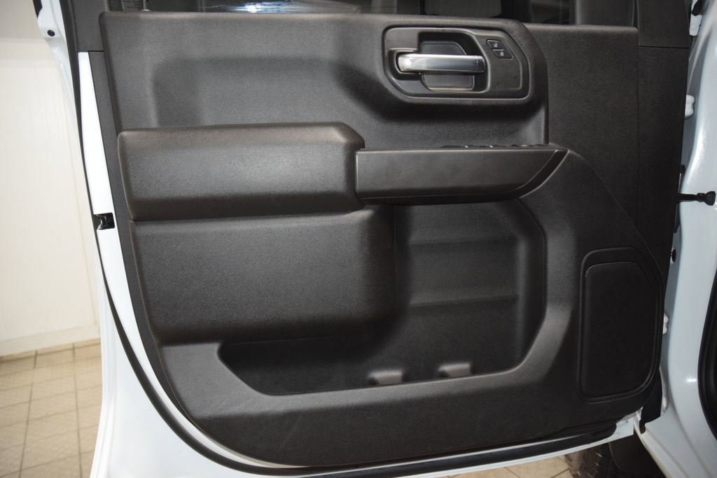 Used 2024 Chevrolet Silverado 2500 Custom w/ Custom Value Package image 38