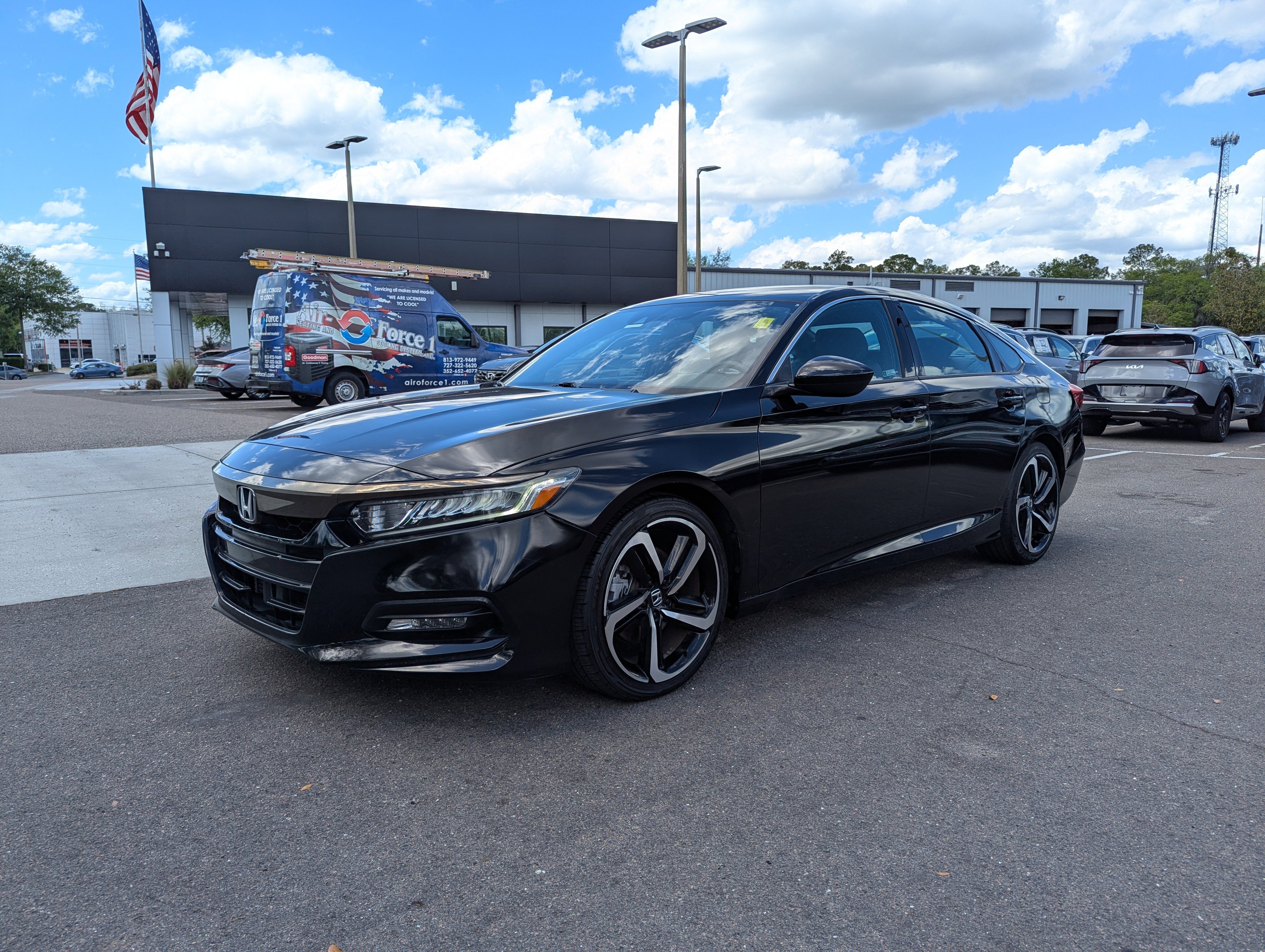 Used 2019 Honda Accord Sport image 4