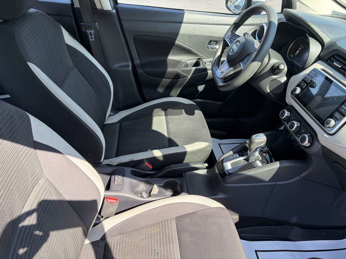 Used 2021 Nissan Versa SV FWD image 26