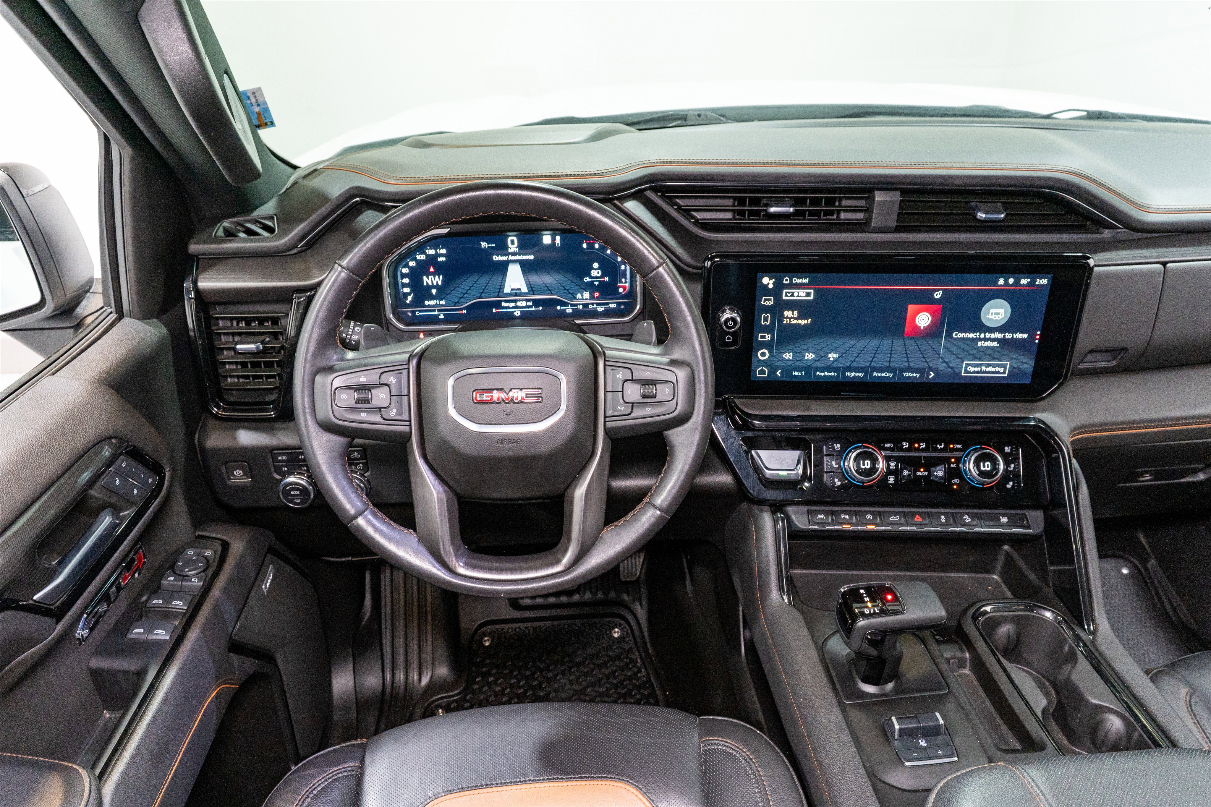 Used 2023 GMC Sierra 1500 AT4 AWD/4WD image 13