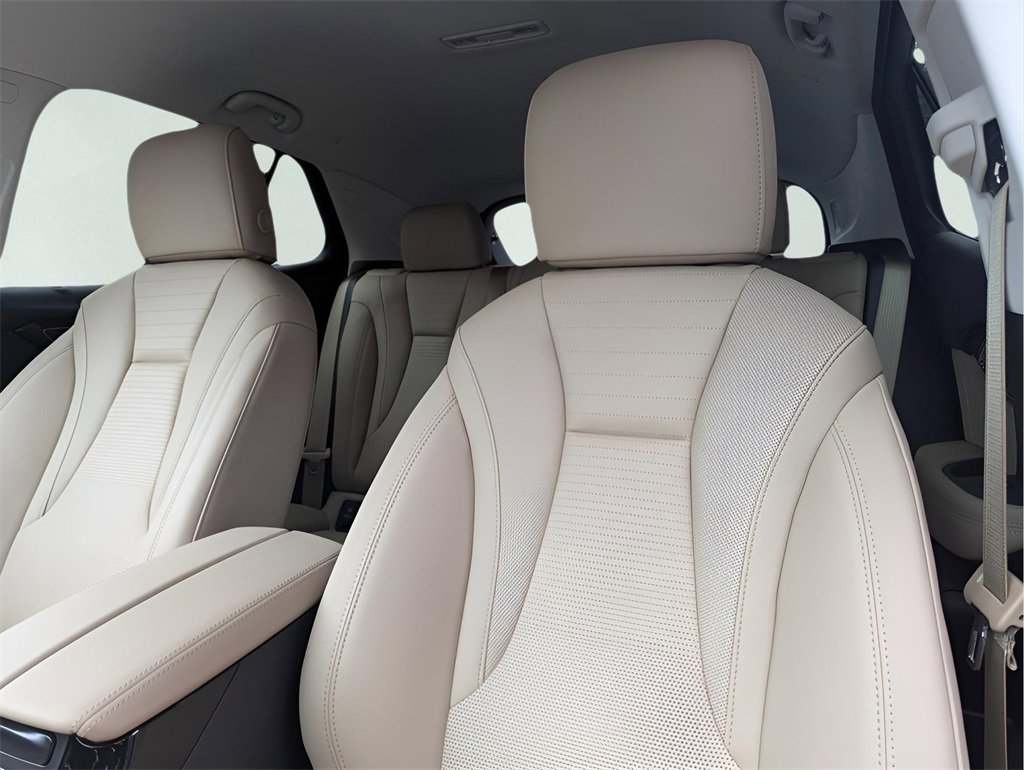 New 2025 Buick Envision Preferred image 14