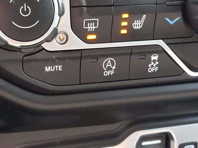 Used 2022 Jeep Wrangler Unlimited Sahara w/ LED Lighting Group image 28