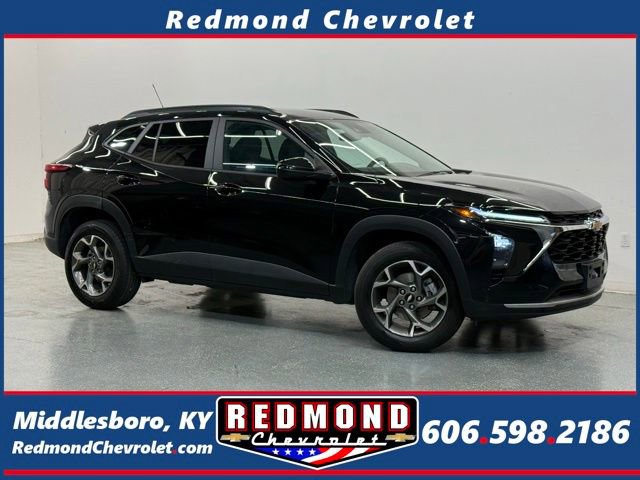 Used 2025 Chevrolet Trax LT w/ LT Convenience Package