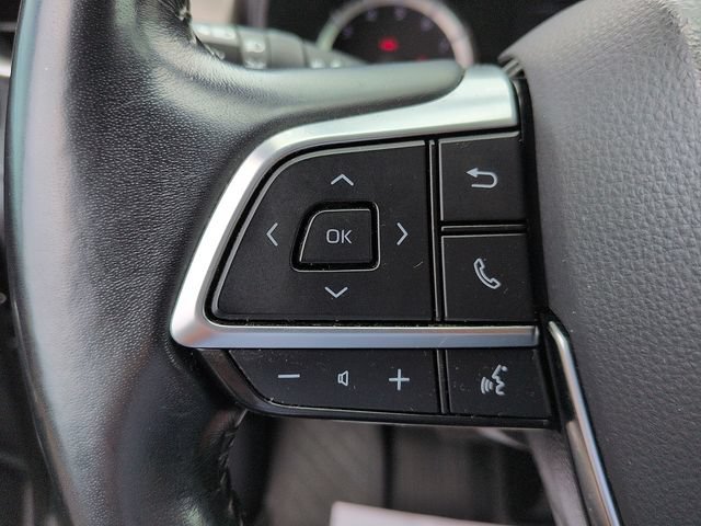 Certified 2021 Toyota Highlander LE AWD/4WD image 18
