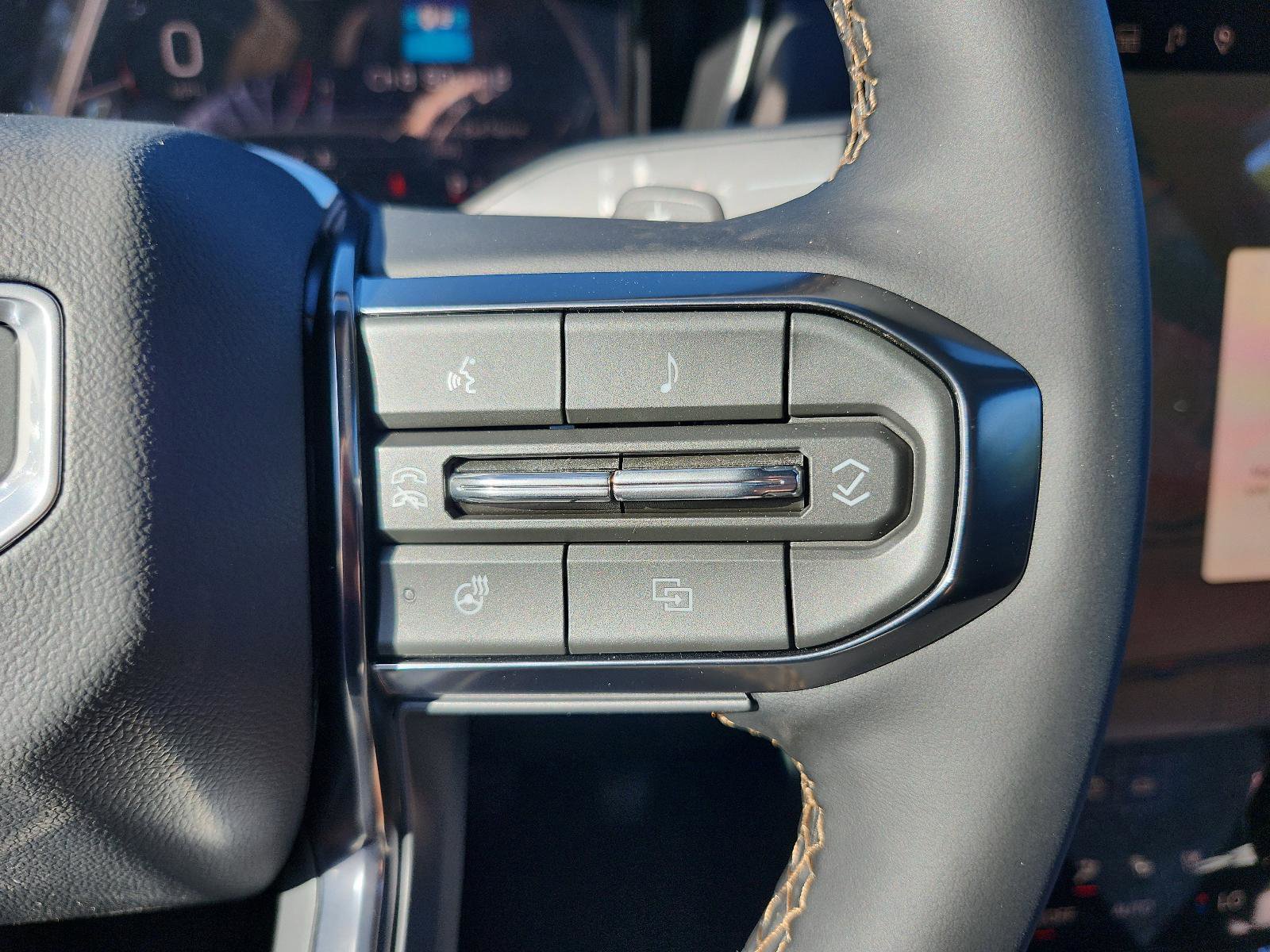 New 2026 GMC Terrain AT4 w/ Convenience Package III image 21