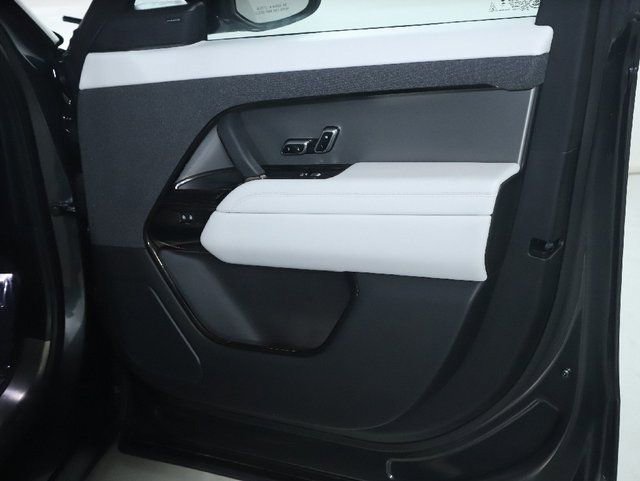 Certified 2023 Land Rover Range Rover Sport SE image 35