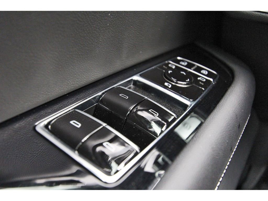 New 2026 Cadillac Vistiq Premium Luxury AWD/4WD image 16