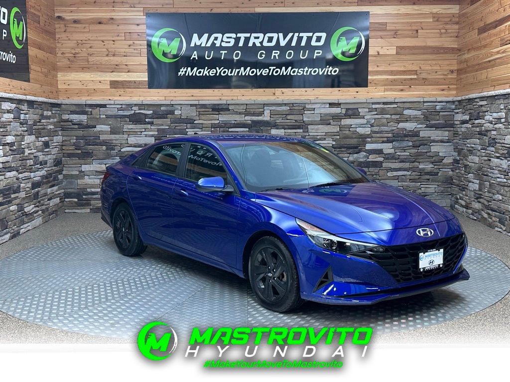 Used 2023 Hyundai Elantra SEL w/ Cargo Package
