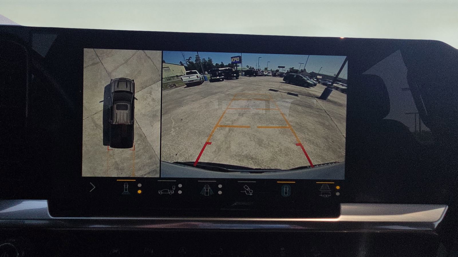 Used 2022 Chevrolet Silverado 1500 High Country w/ Z71 Off-Road Package image 41