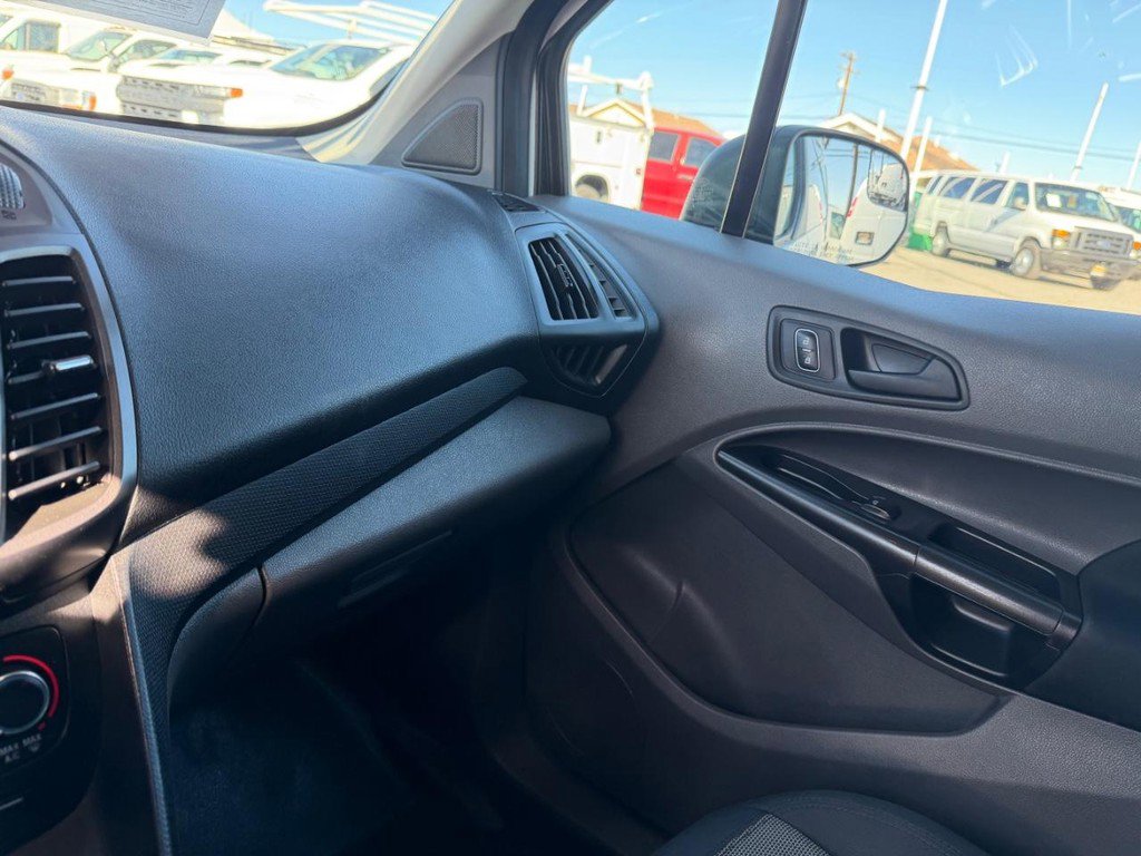 Used 2019 Ford Transit Connect XL image 32