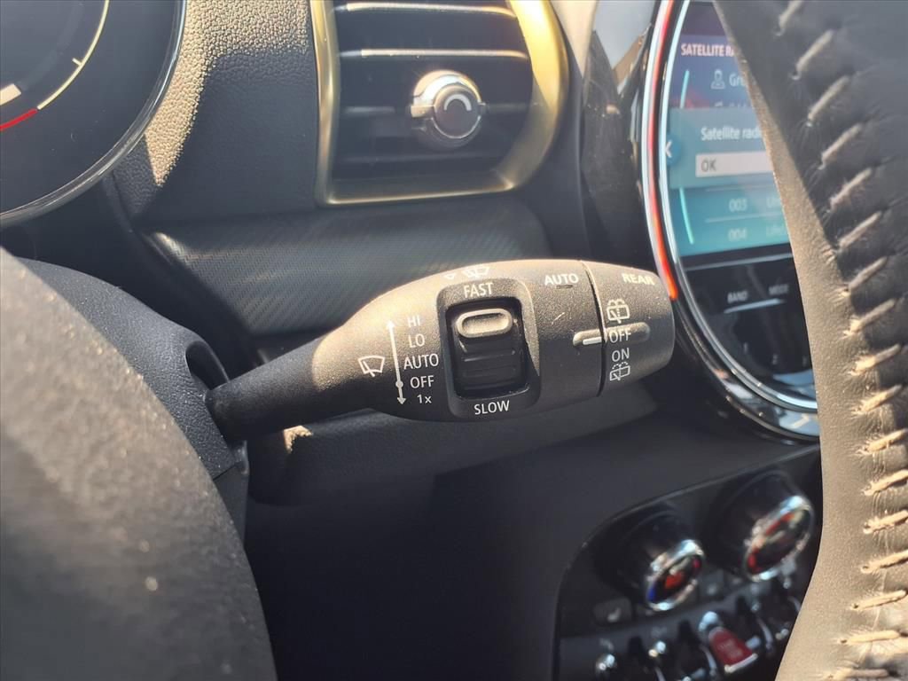 Used 2023 MINI Cooper Clubman S w/ MINI Untold Edition image 19