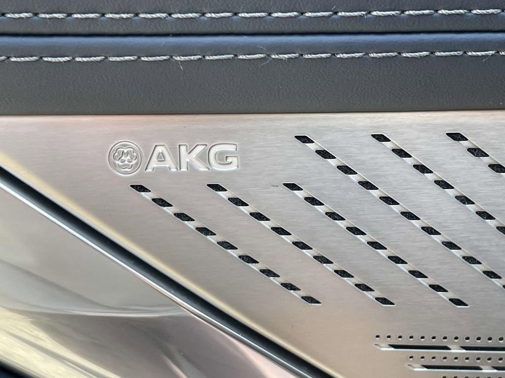 New 2026 Cadillac Escalade IQ Sport 2 w/ LPO, ONYX Package image 20