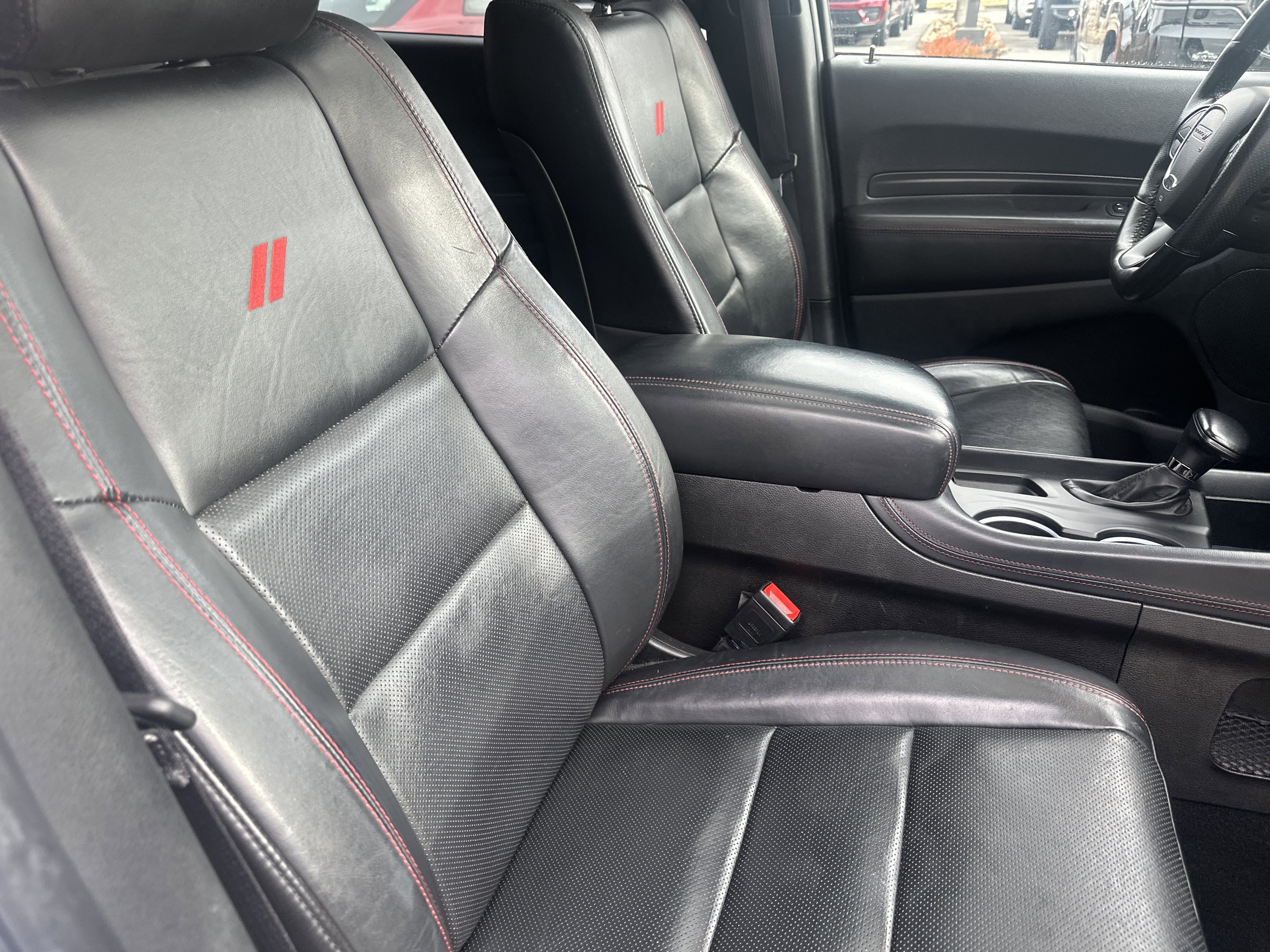 Used 2023 Dodge Durango GT image 31