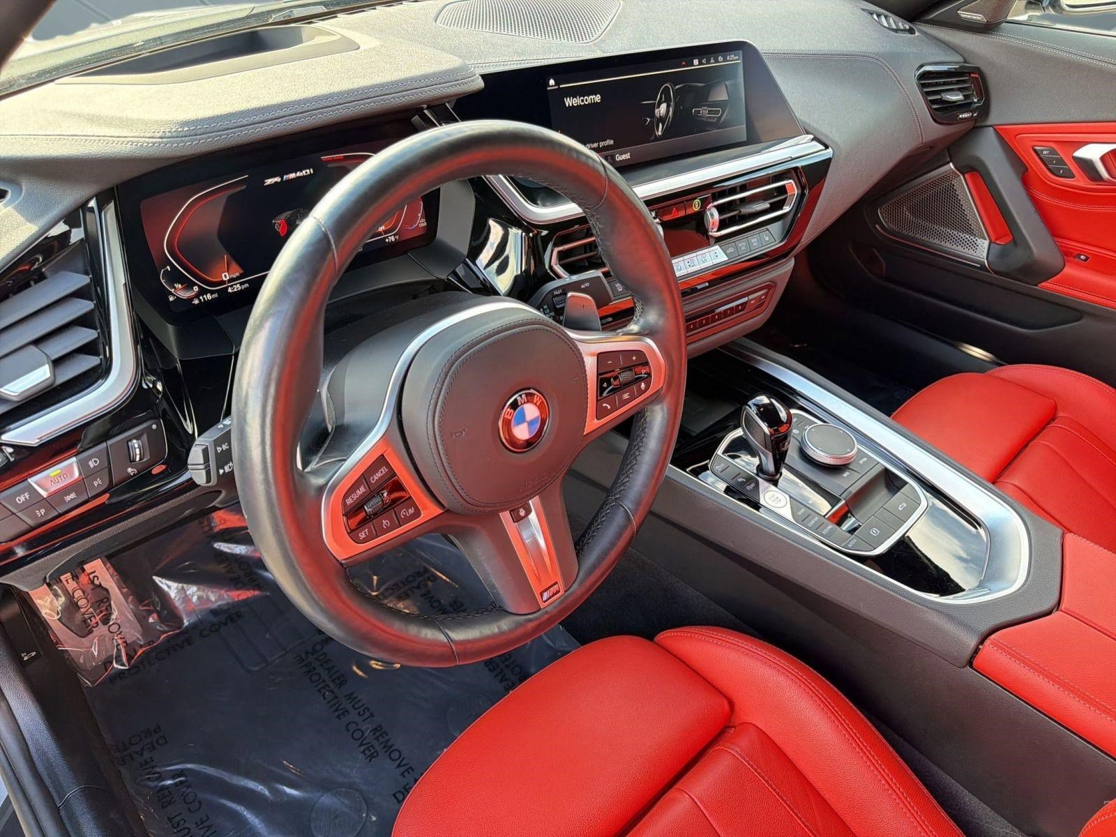 Certified 2023 BMW Z4 M40i w/ Premium Package image 4