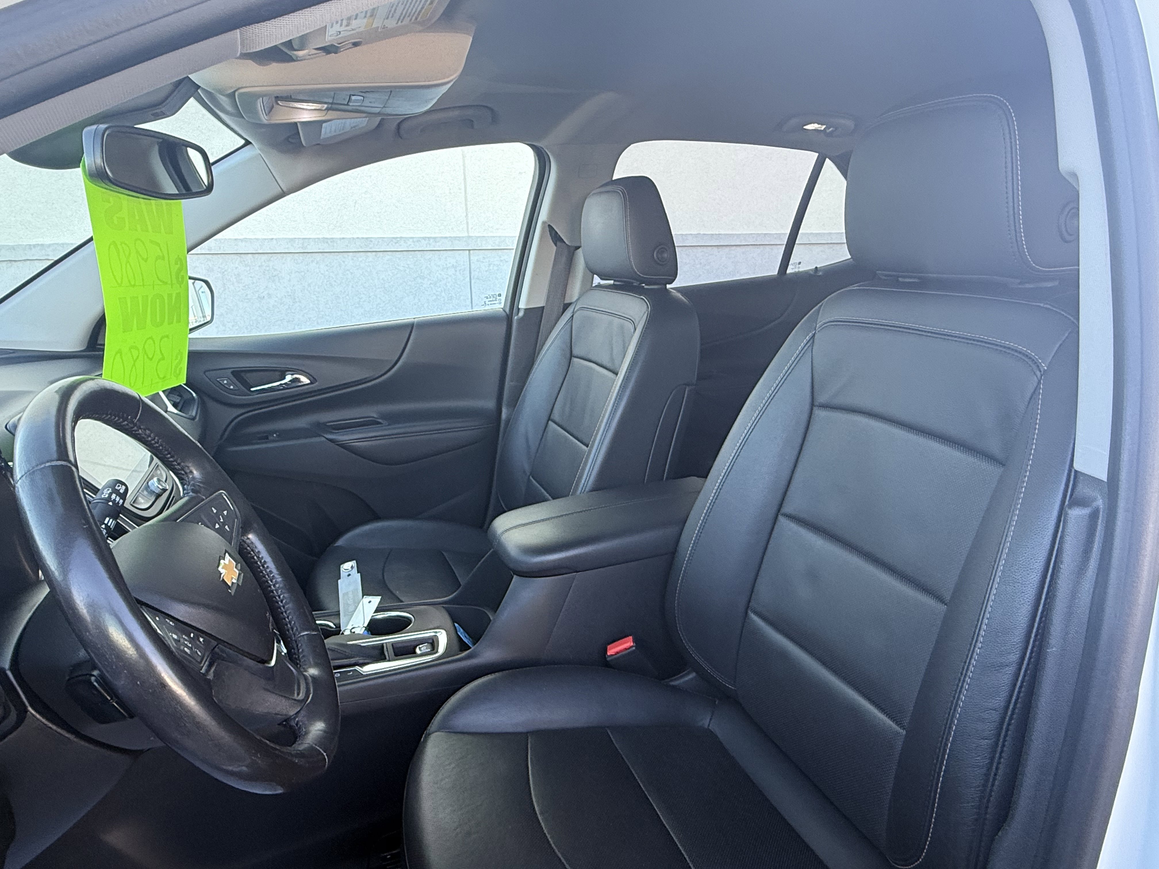 Used 2018 Chevrolet Equinox Premier image 10