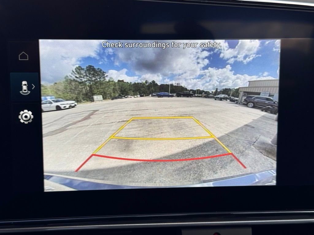 New 2026 Hyundai Elantra Limited image 6