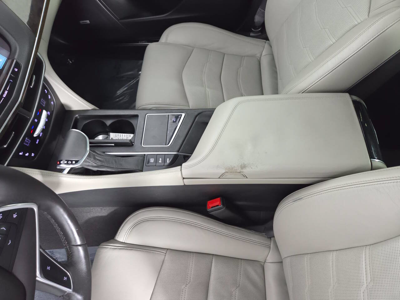 Used 2017 Cadillac CT6 Luxury AWD/4WD image 17