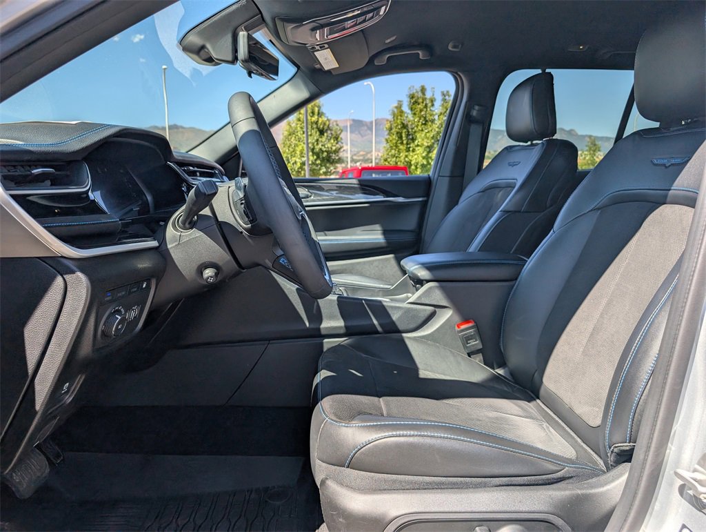 Used 2024 Jeep Grand Cherokee Trailhawk w/ Advanced Protech Group II image 10