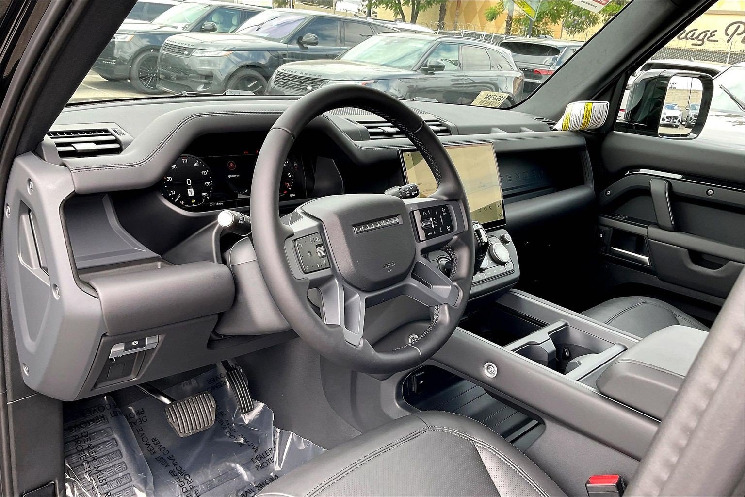 New 2026 Land Rover Defender 110 X-Dynamic SE AWD/4WD image 12