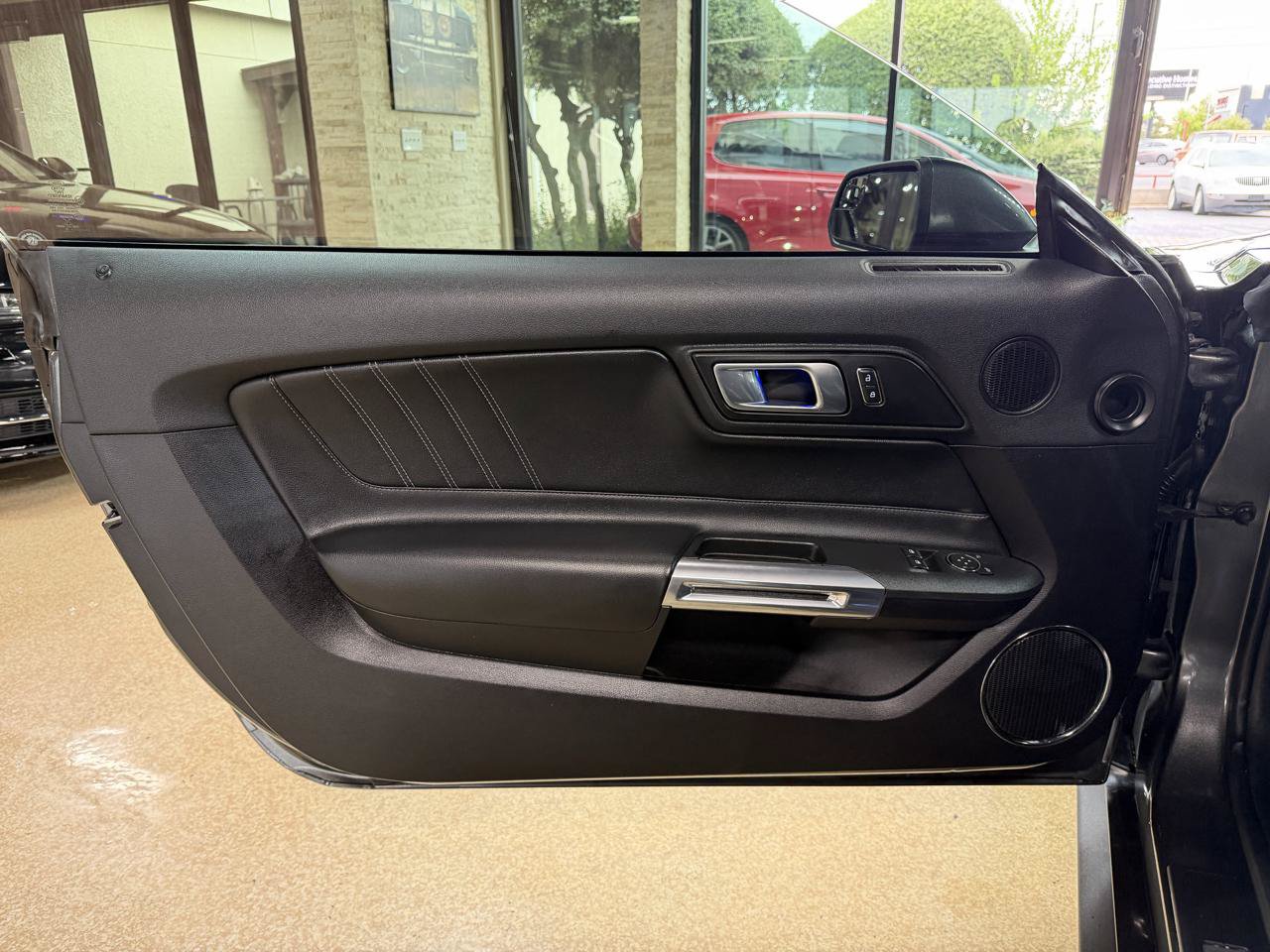 Used 2019 Ford Mustang GT Premium RWD image 24