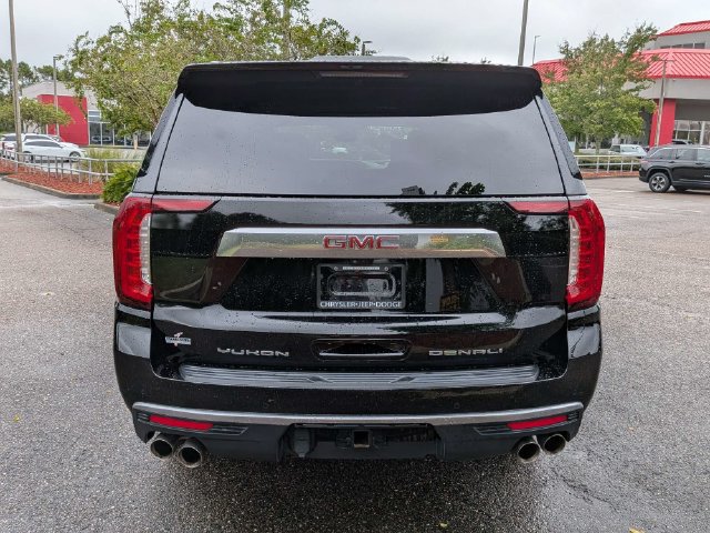 Used 2024 GMC Yukon XL Denali w/ Advanced Technology Package AWD/4WD image 5