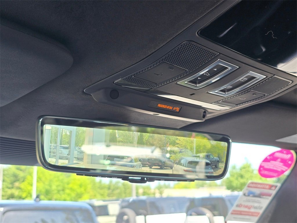 New 2025 Land Rover Defender 110 X image 17