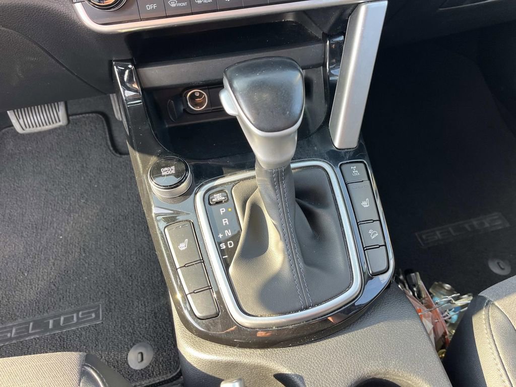 Used 2023 Kia Seltos Nightfall Edition image 24