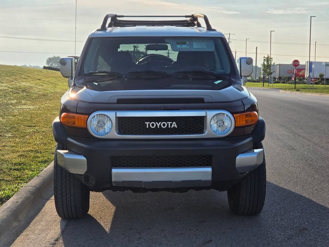Used 2007 Toyota FJ Cruiser 4WD w/ Convenience Pkg image 3
