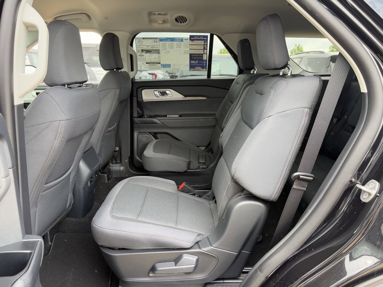 New 2026 Ford Explorer Active RWD image 26