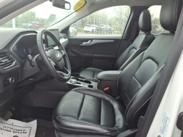 Used 2023 Ford Escape Platinum AWD/4WD image 13