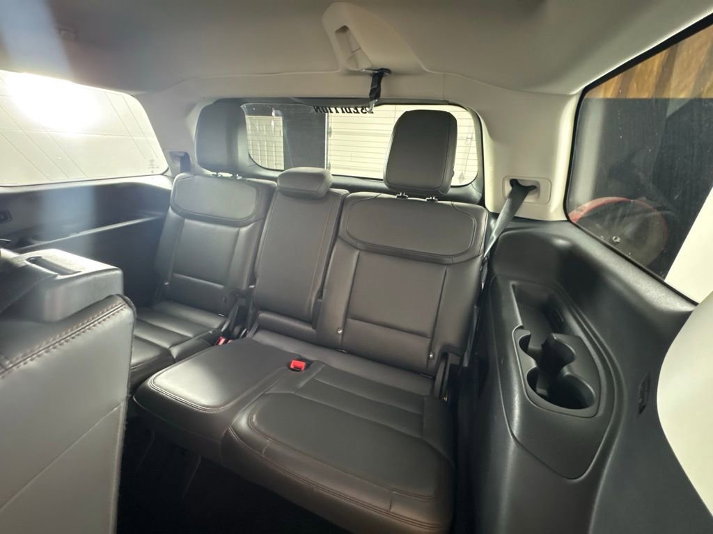 Used 2025 Ford Expedition Active image 52