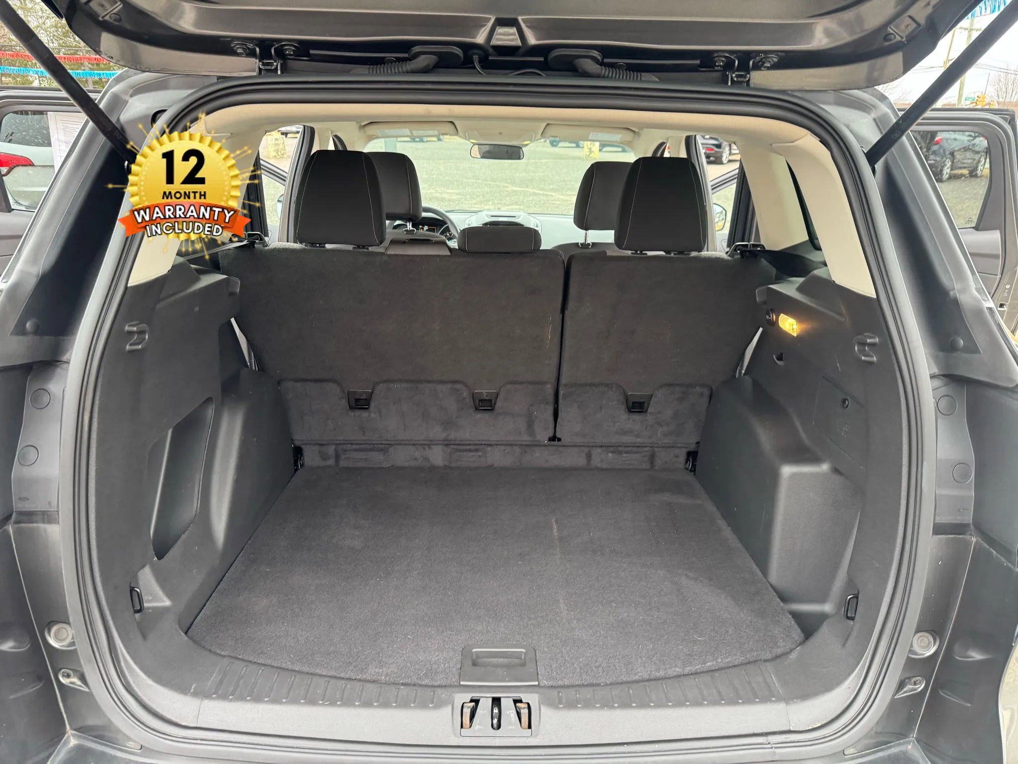 Used 2017 Ford Escape SE w/ Equipment Group 201A image 17