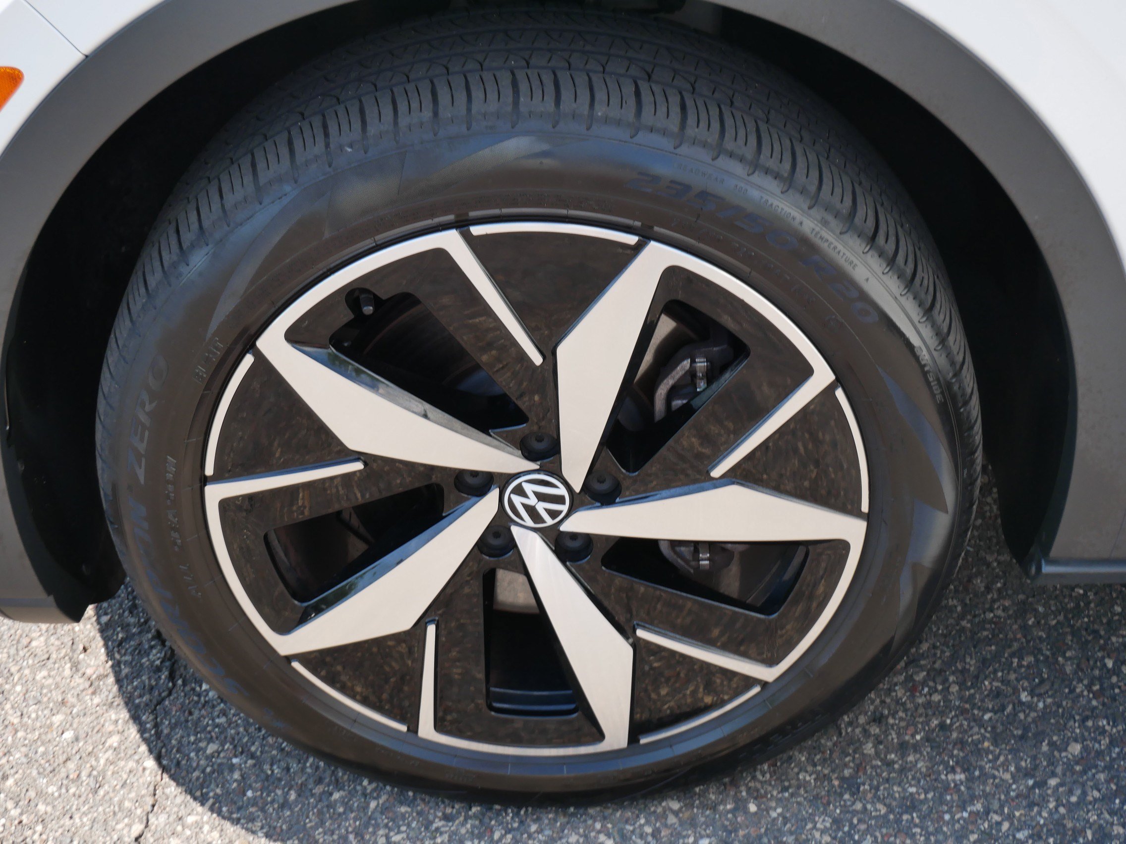 Certified 2023 Volkswagen ID.4 Pro S AWD/4WD image 15