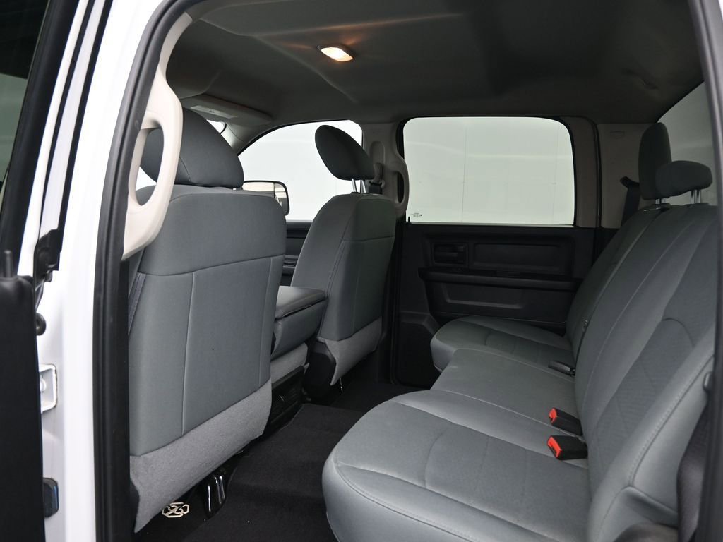 Used 2018 RAM 2500 Tradesman w/ Chrome Appearance Group image 26