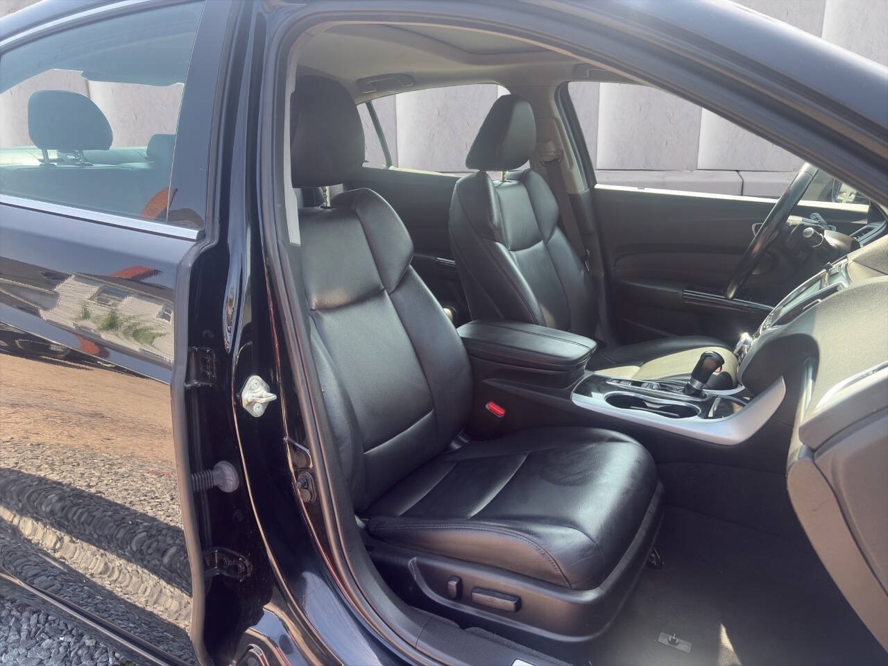 Used 2020 Acura TLX FWD image 12