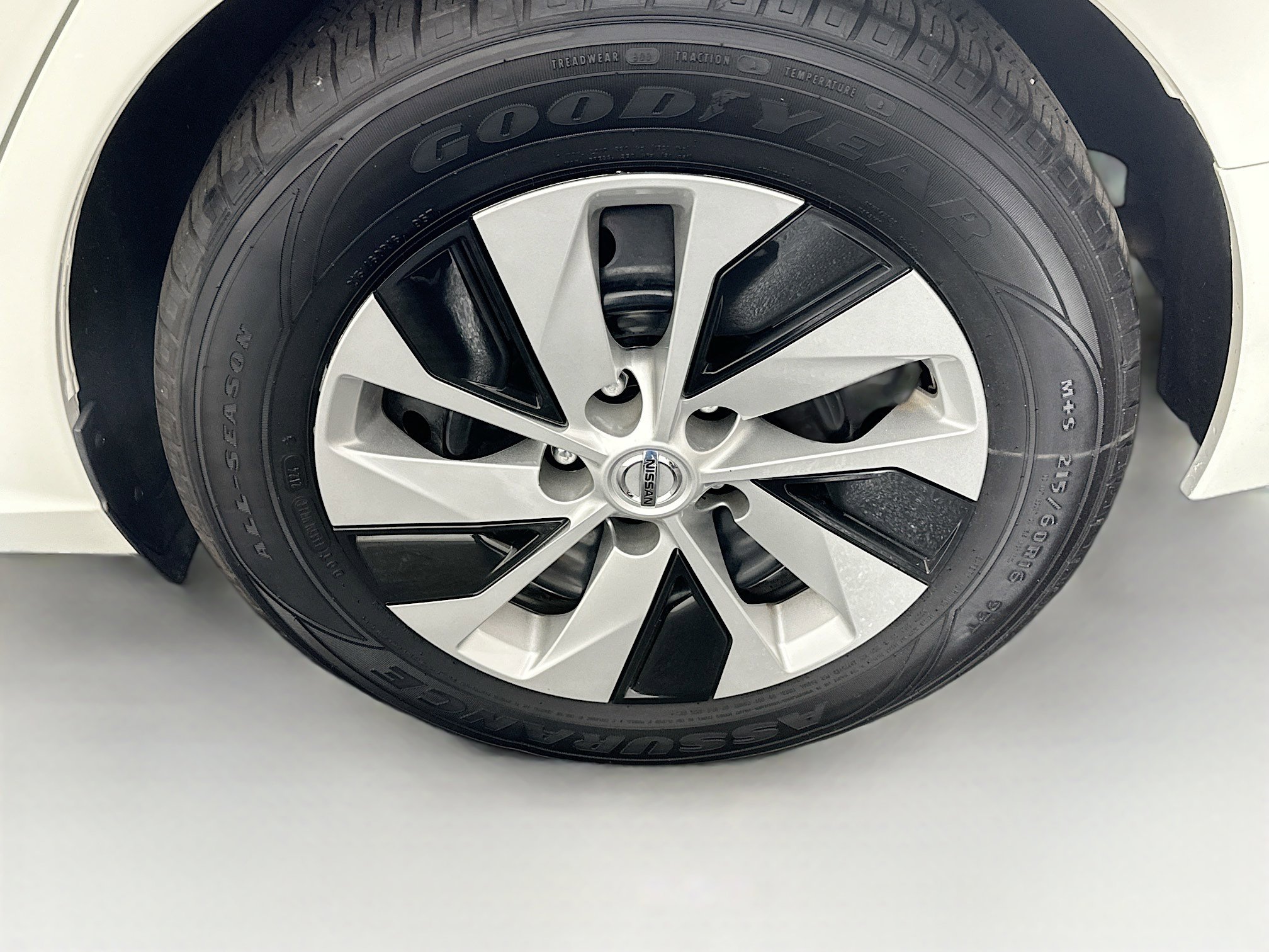 Used 2022 Nissan Altima 2.5 S FWD image 11