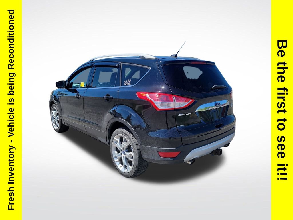 Used 2016 Ford Escape Titanium FWD image 3