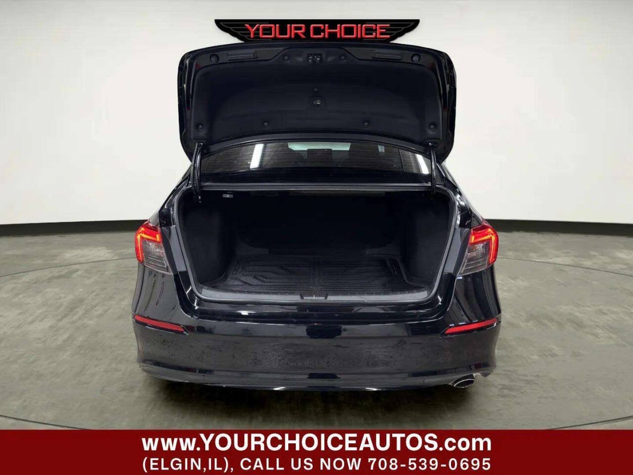 Used 2023 Honda Civic Sport image 5