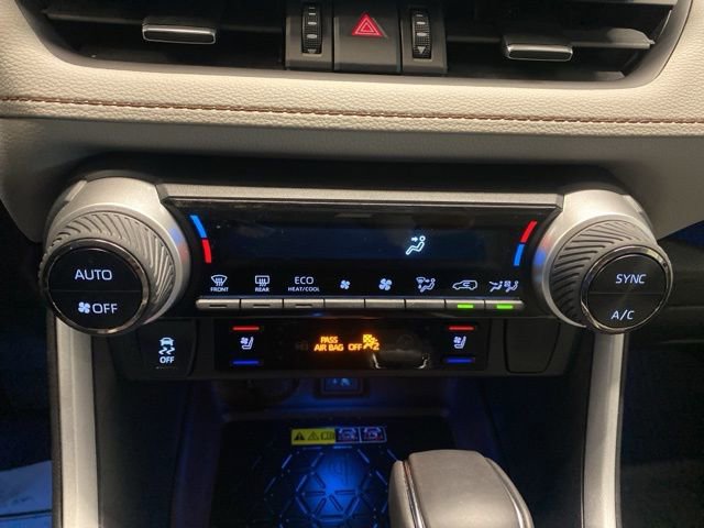 Used 2023 Toyota RAV4 Limited AWD/4WD image 22