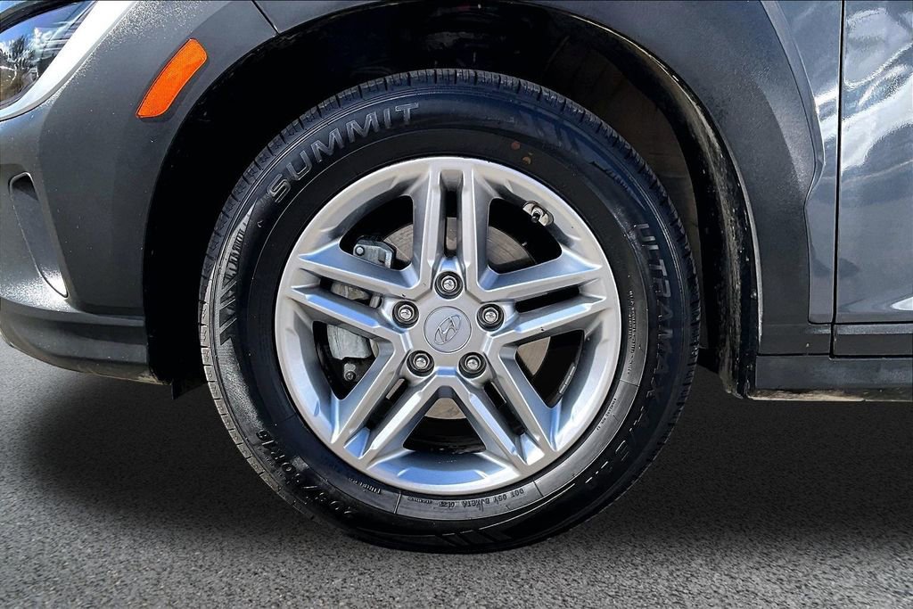 Used 2022 Hyundai Kona SE image 27