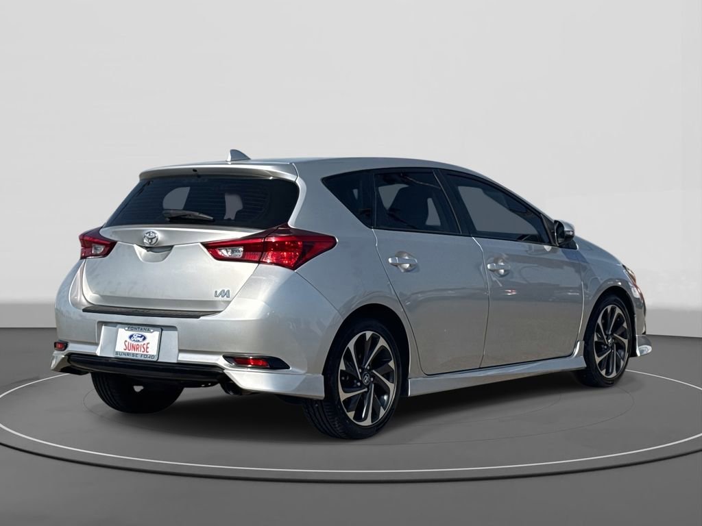 Used 2018 Toyota Corolla iM image 4