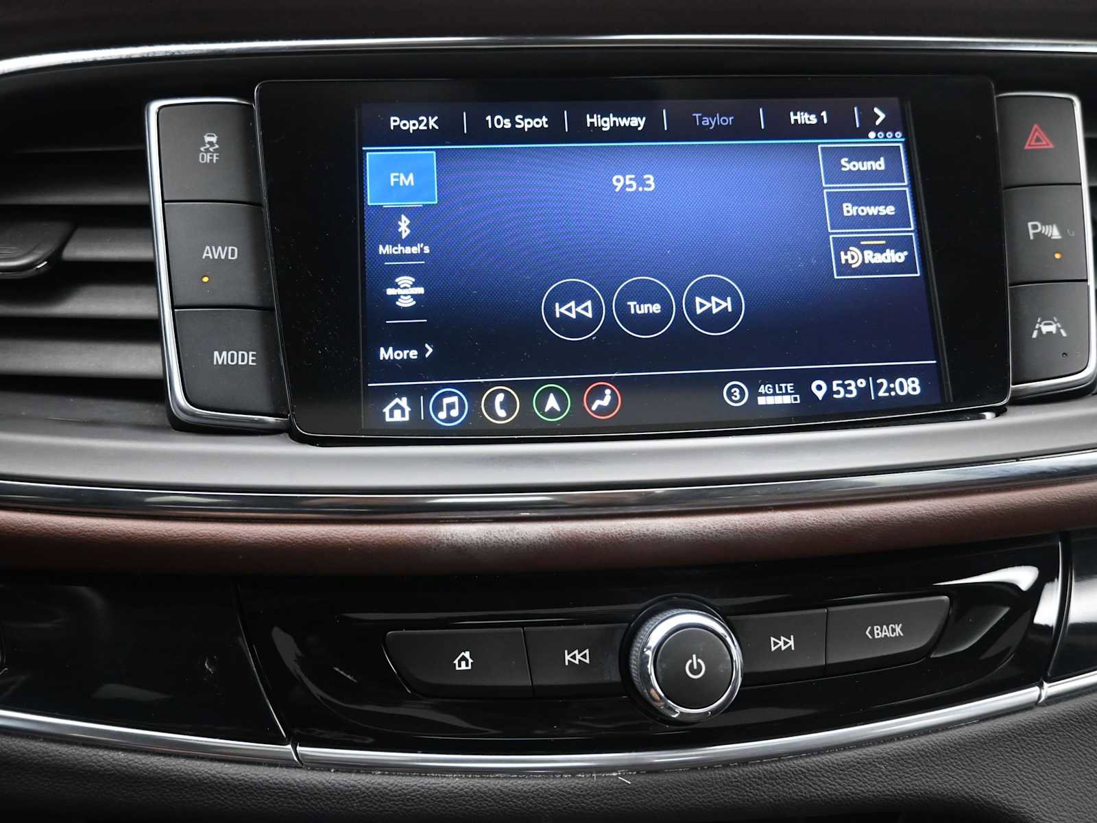 Used 2021 Buick Enclave Avenir w/ Avenir Technology Package image 15