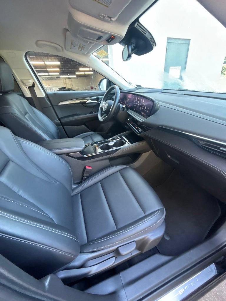 Used 2024 Buick Envision Preferred AWD/4WD image 24