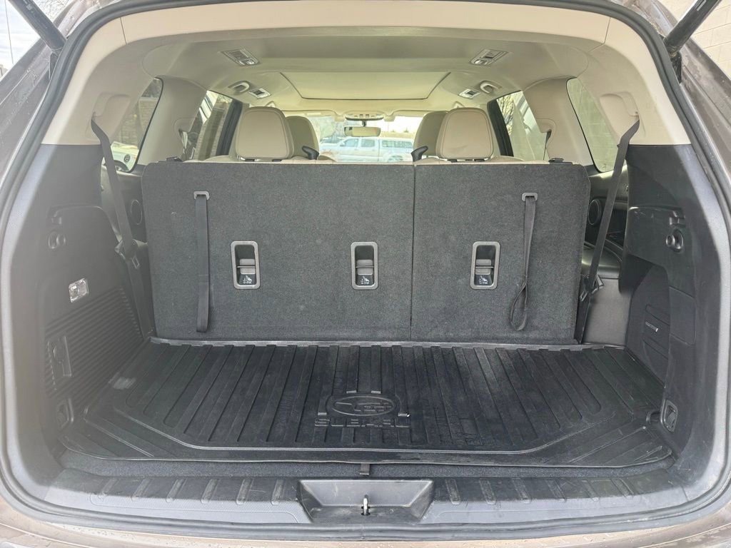 Used 2022 Subaru Ascent Limited w/ Technology Package image 32