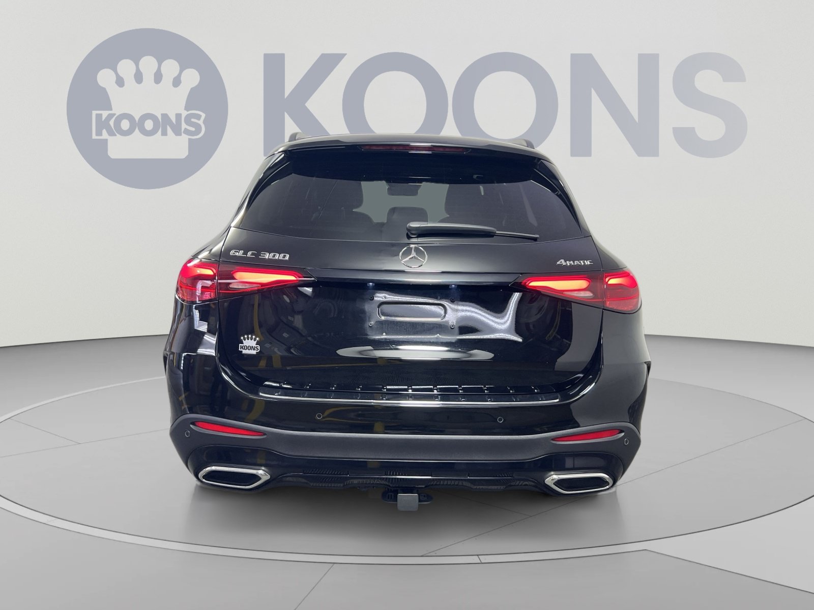 Used 2023 Mercedes-Benz GLC 300 4MATIC image 5