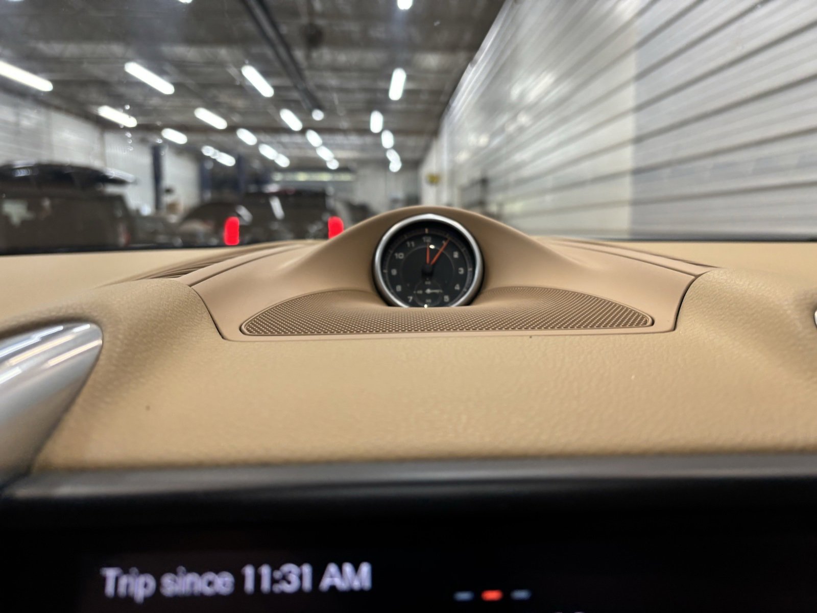 Used 2017 Porsche Cayenne Platinum Edition image 20