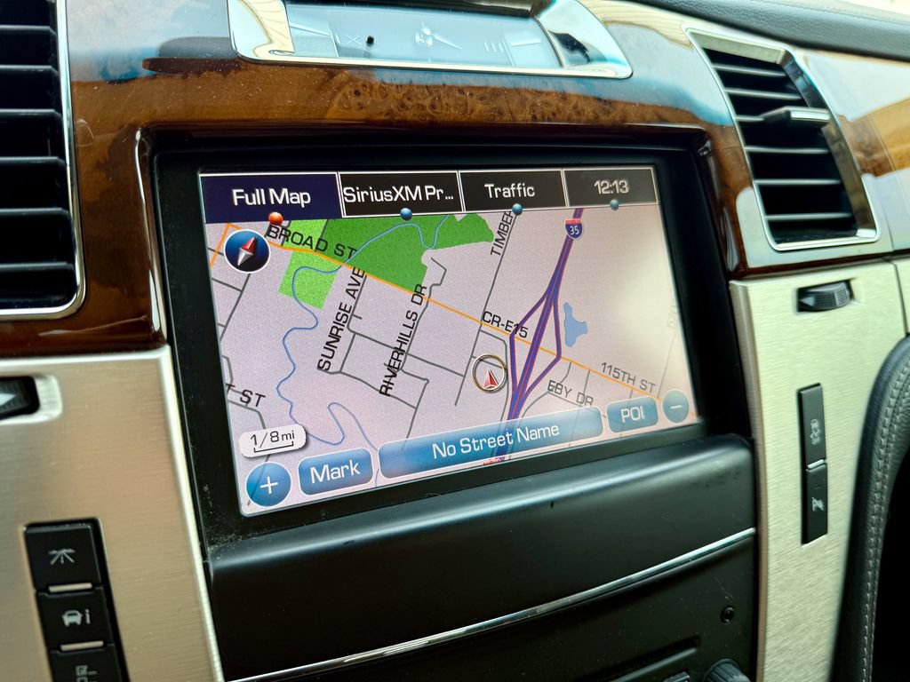 Used 2013 Cadillac Escalade ESV Platinum AWD/4WD image 26