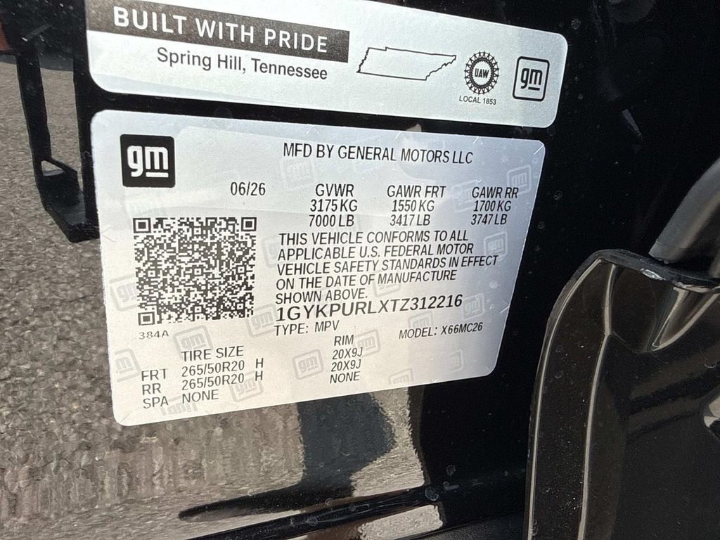 New 2026 Cadillac Lyriq Sport w/ LPO, Floor Liner Package AWD/4WD image 18